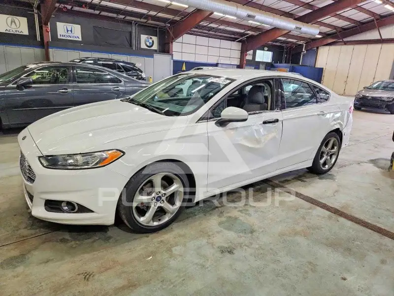 2016 Ford FUSION фото