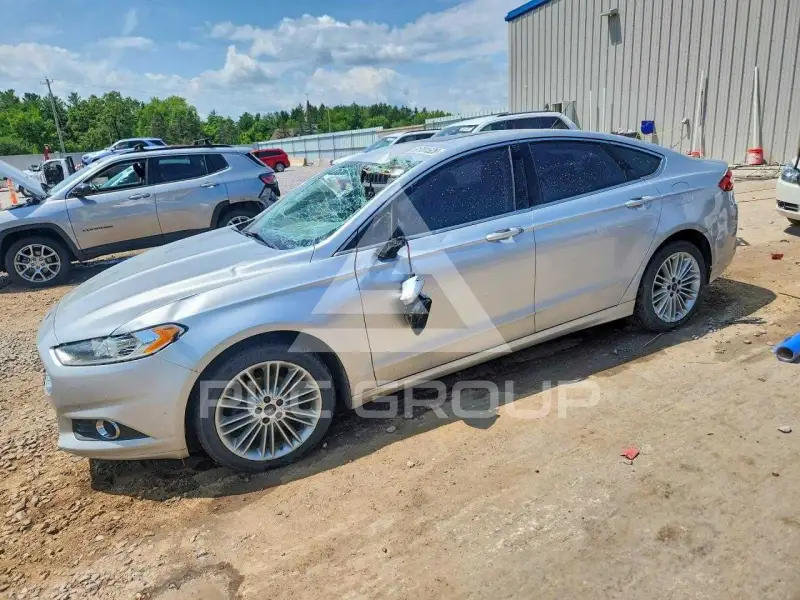 2016 Ford FUSION photo