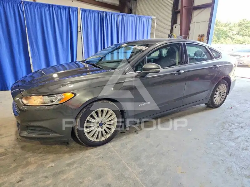 2016 Ford FUSION фото