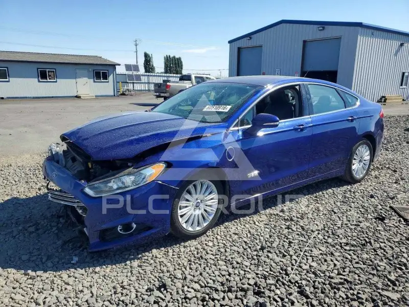 2016 Ford FUSION фото
