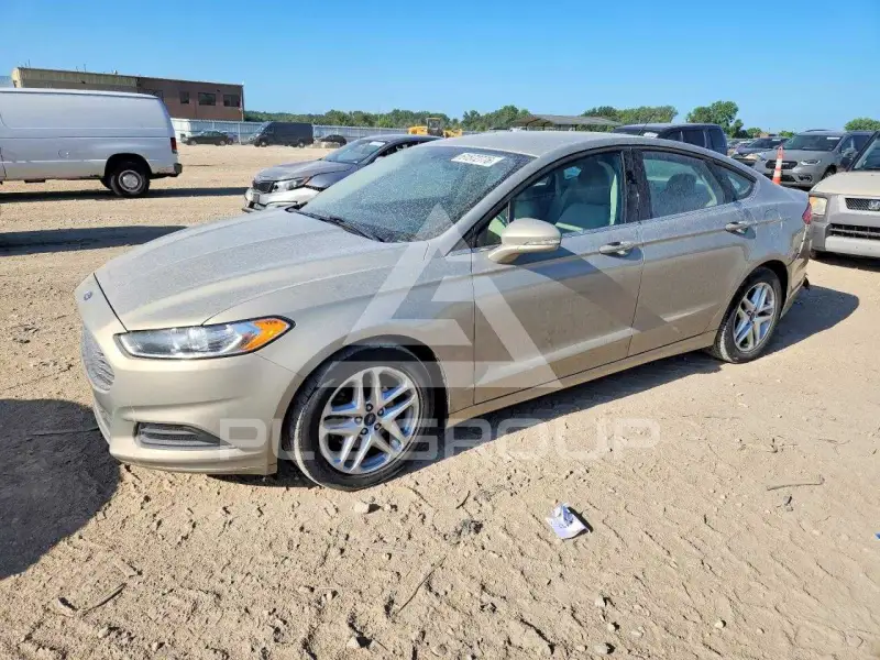 2016 Ford FUSION фото