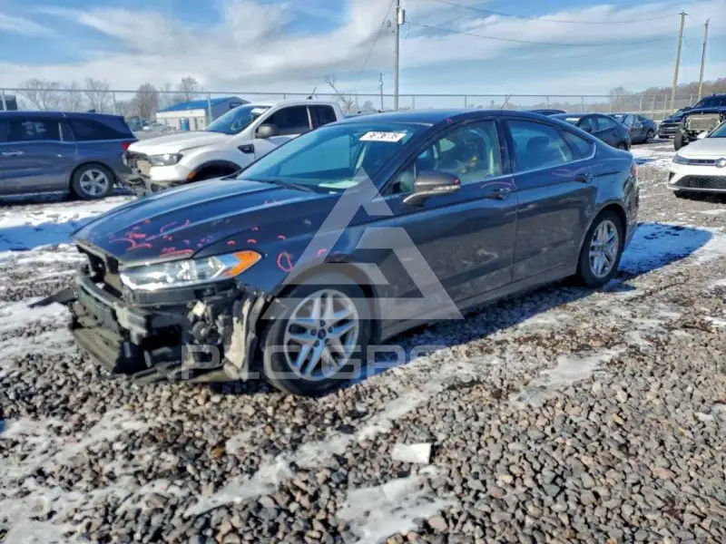2016 Ford FUSION photo