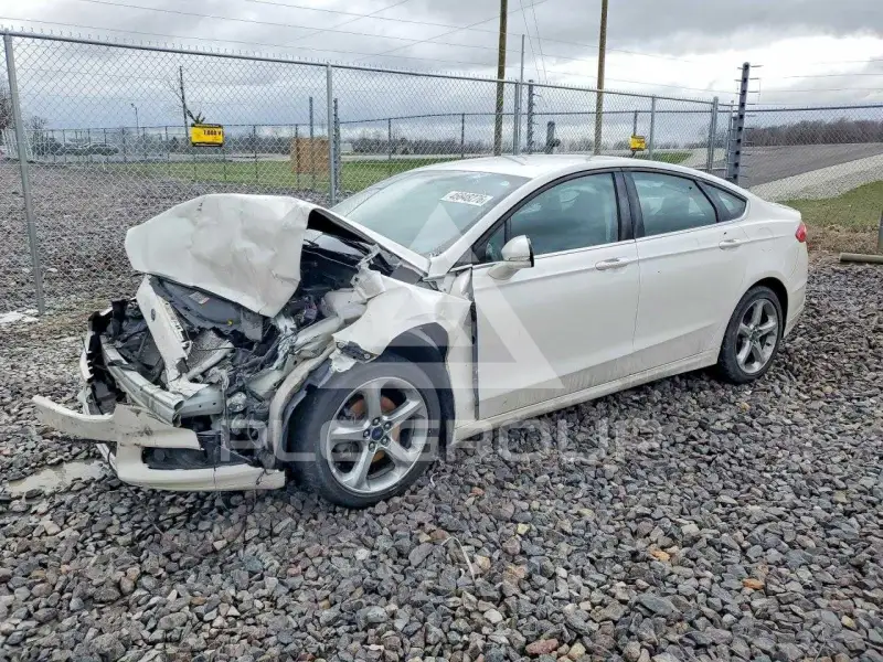 2016 Ford FUSION фото