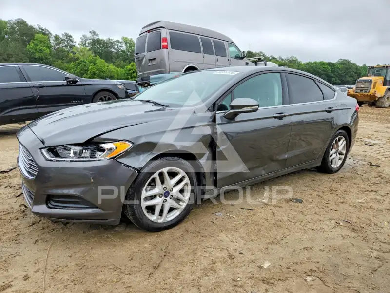 2016 Ford FUSION фото