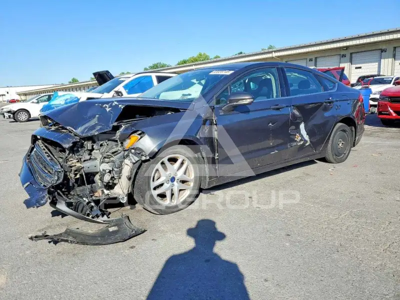 2016 Ford FUSION фото