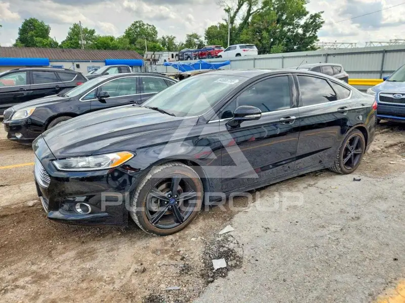 2016 Ford FUSION фото