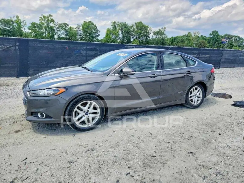 2016 Ford FUSION фото