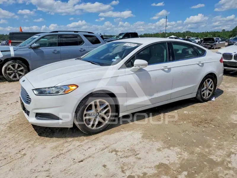 2016 Ford FUSION фото