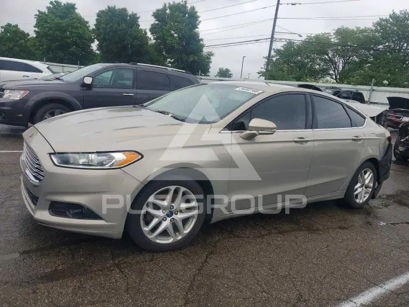 2016 Ford FUSION фото