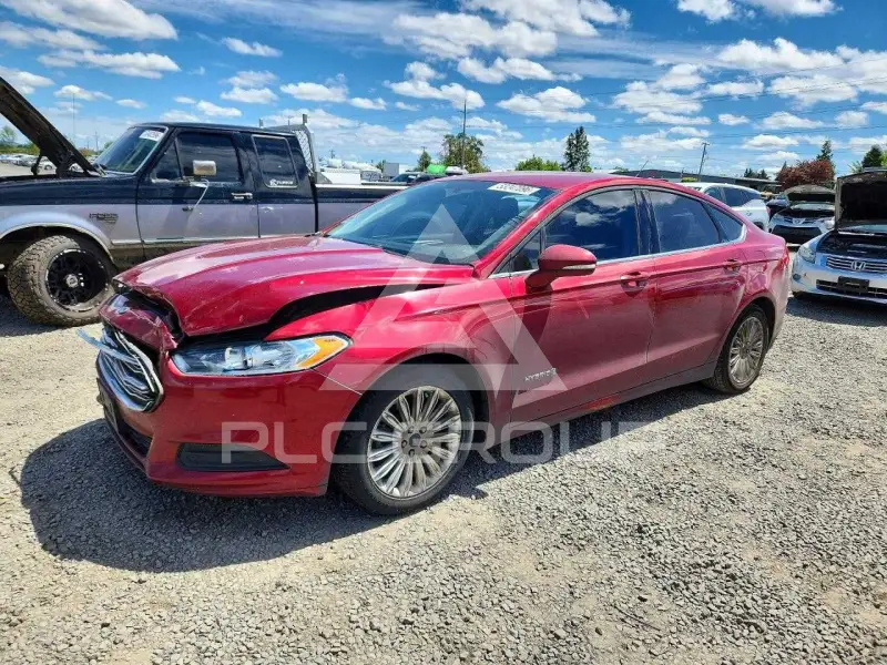 2016 Ford FUSION photo