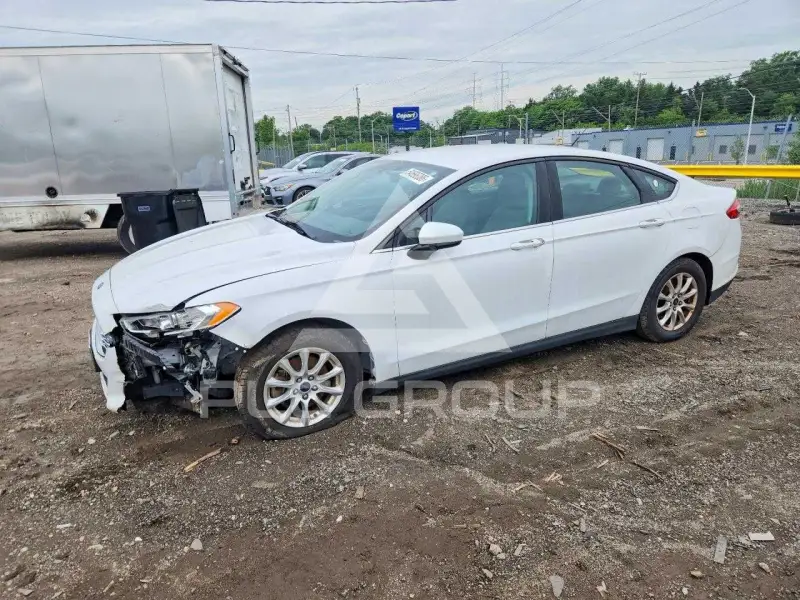 2016 Ford FUSION фото