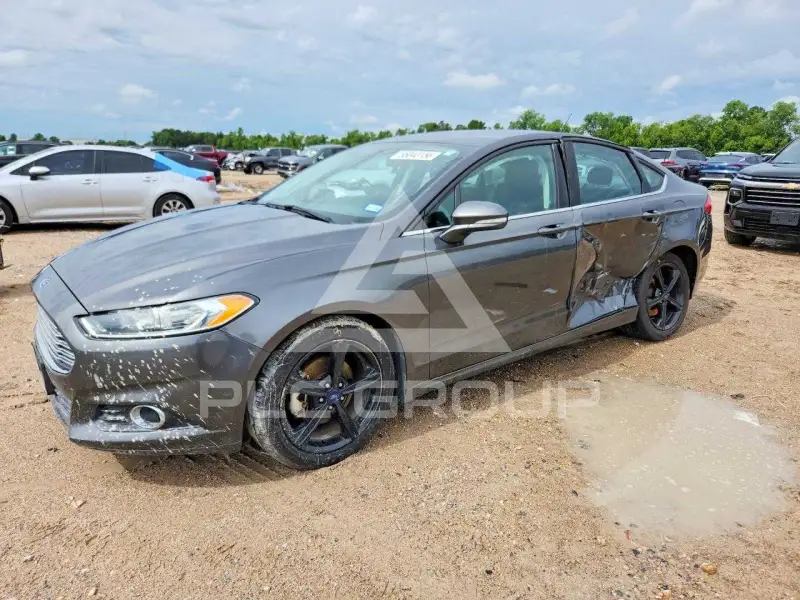 2016 Ford FUSION фото