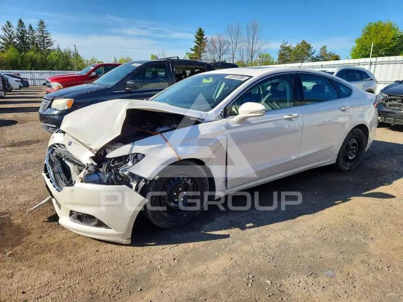 2016 Ford FUSION фото