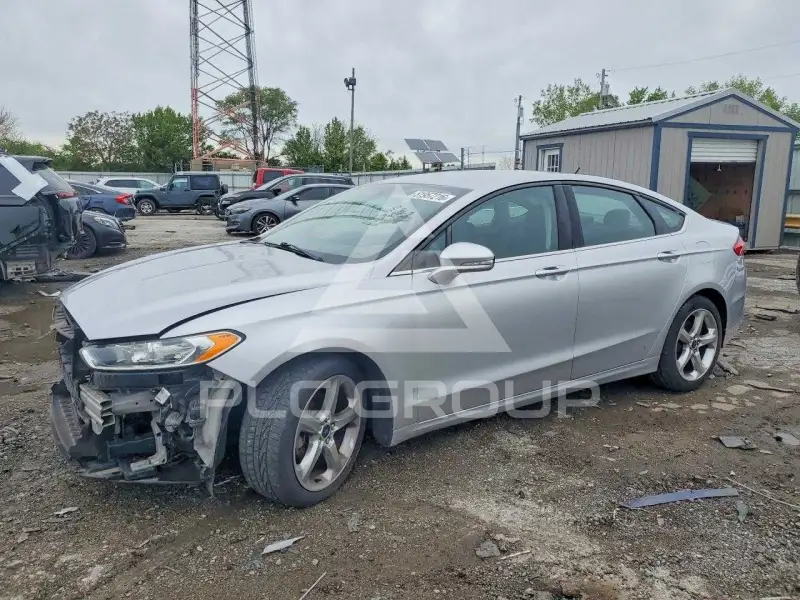 2016 Ford FUSION фото