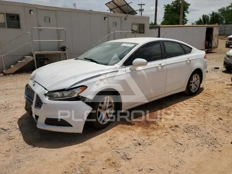 2016 Ford FUSION фото