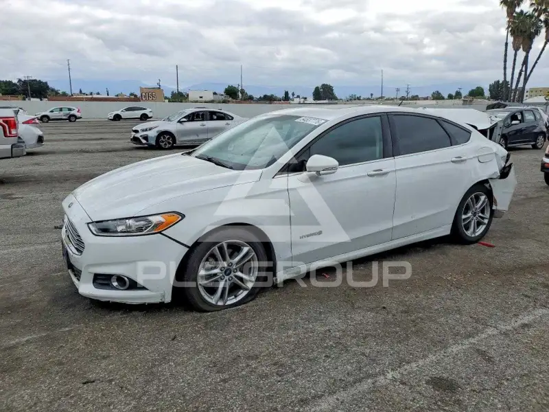 2016 Ford FUSION photo