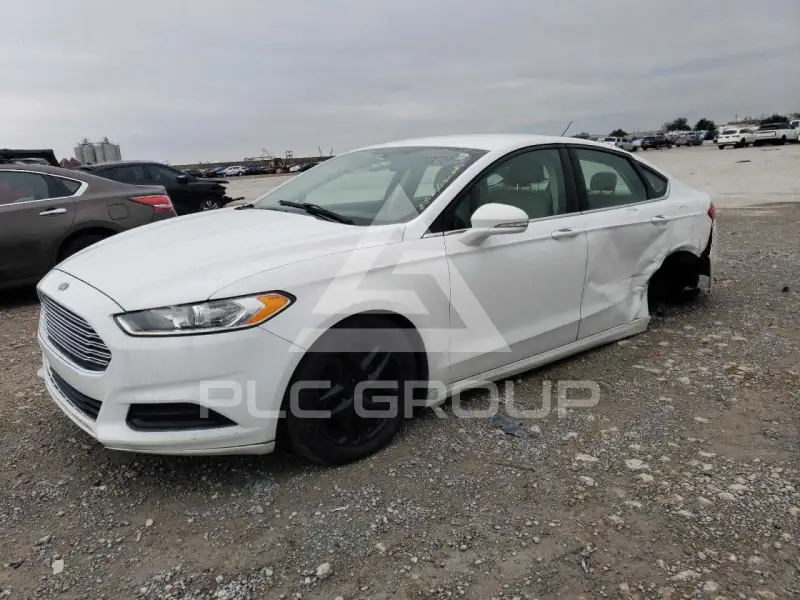 2016 Ford FUSION фото
