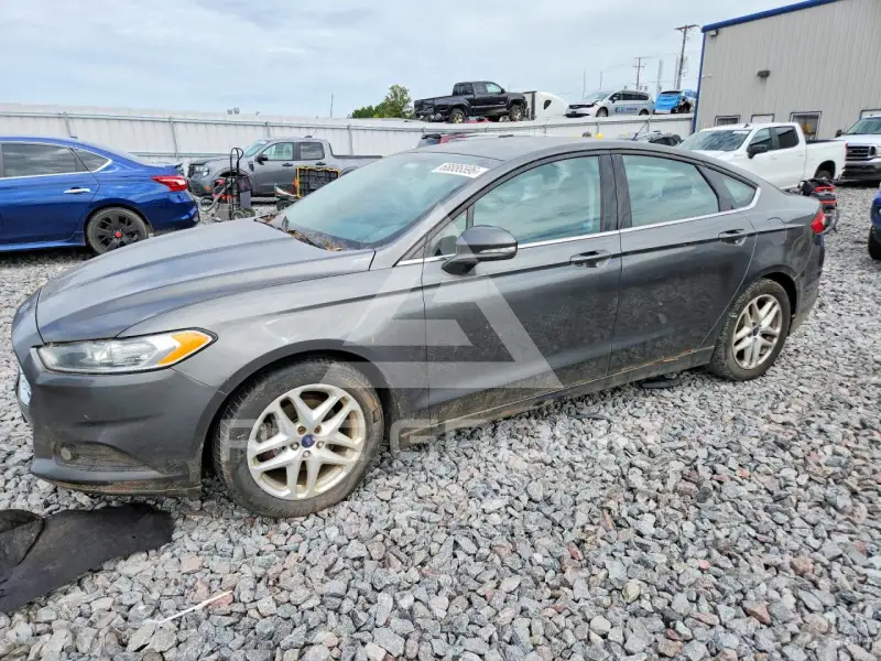 2016 Ford FUSION фото