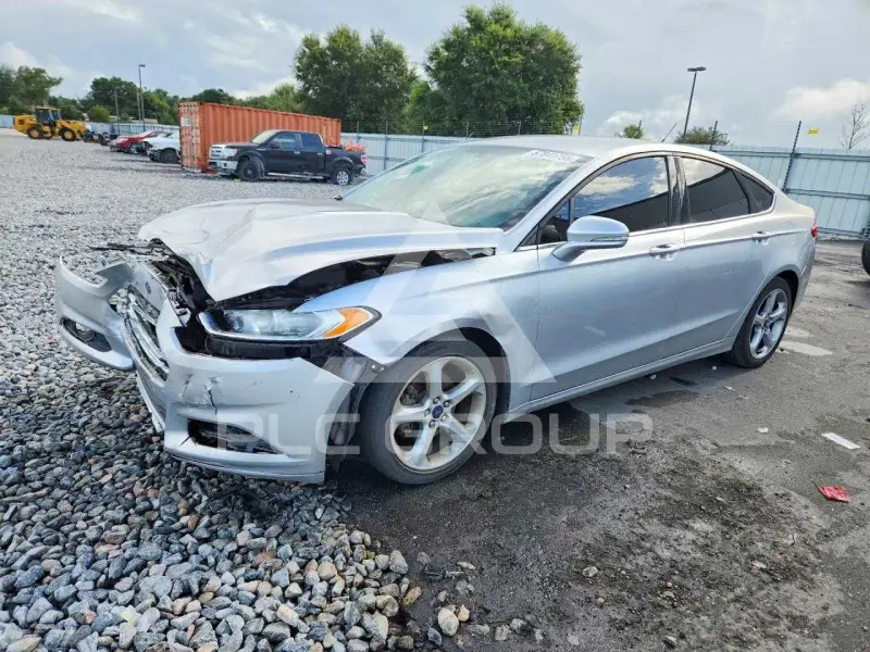 2016 Ford FUSION фото