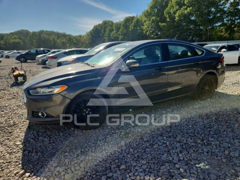 2016 Ford FUSION фото