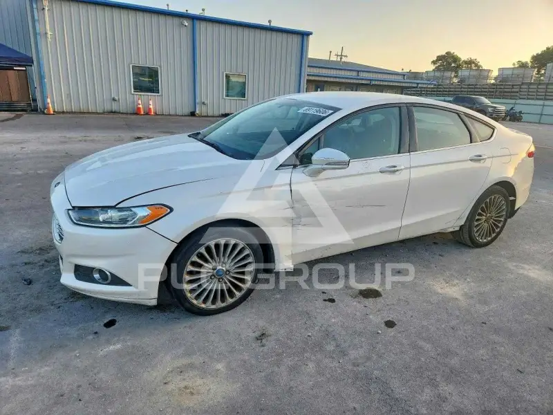2016 Ford FUSION фото