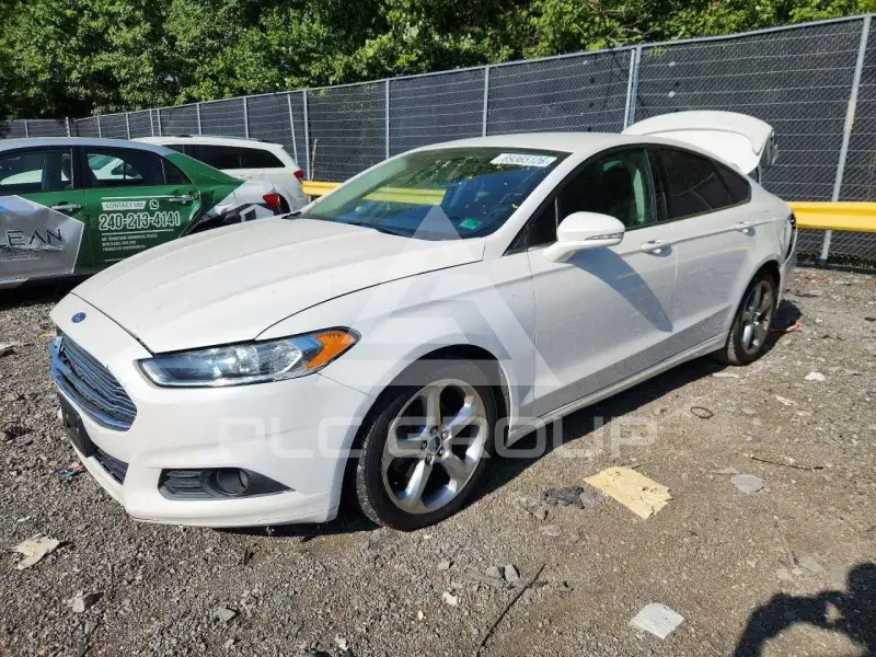 2016 Ford FUSION фото