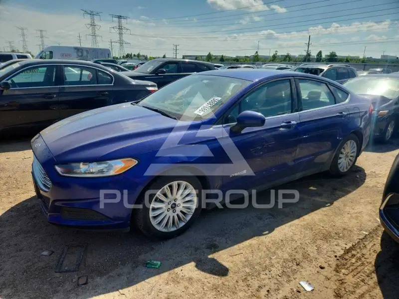 2016 Ford FUSION фото