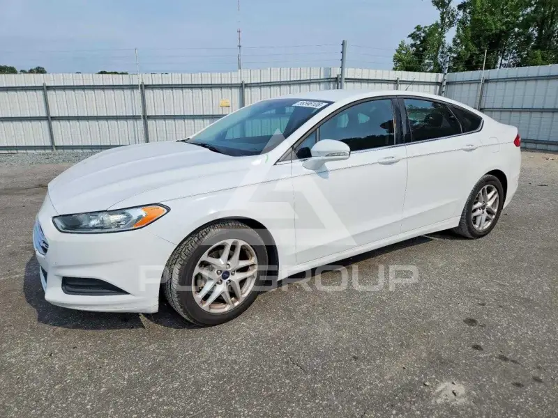 2016 Ford FUSION фото