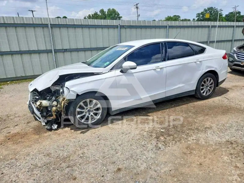 2016 Ford FUSION фото