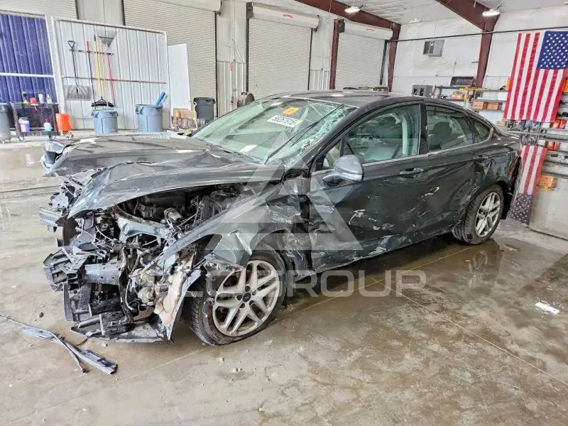 2016 Ford FUSION фото