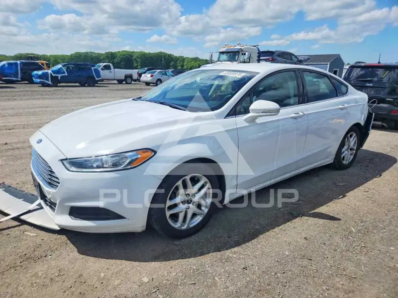 2016 Ford FUSION photo