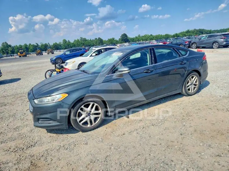 2016 Ford FUSION photo