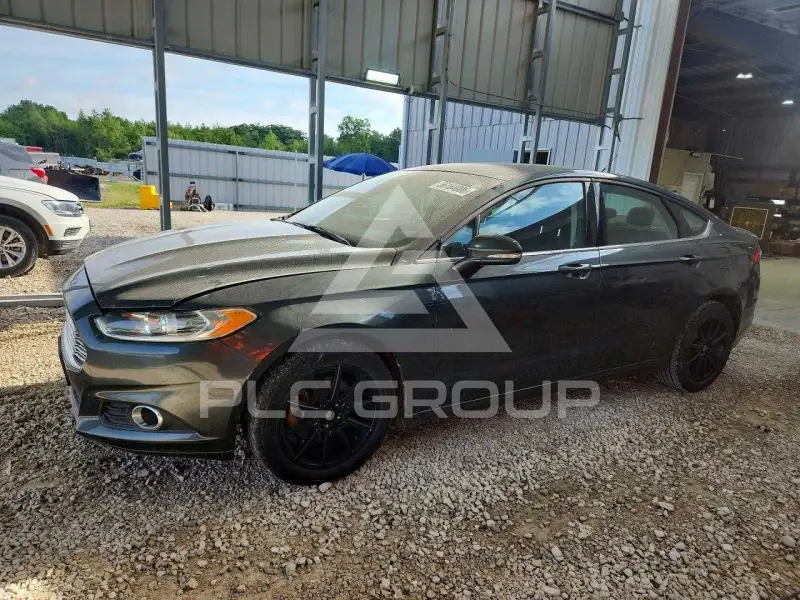 2016 Ford FUSION photo