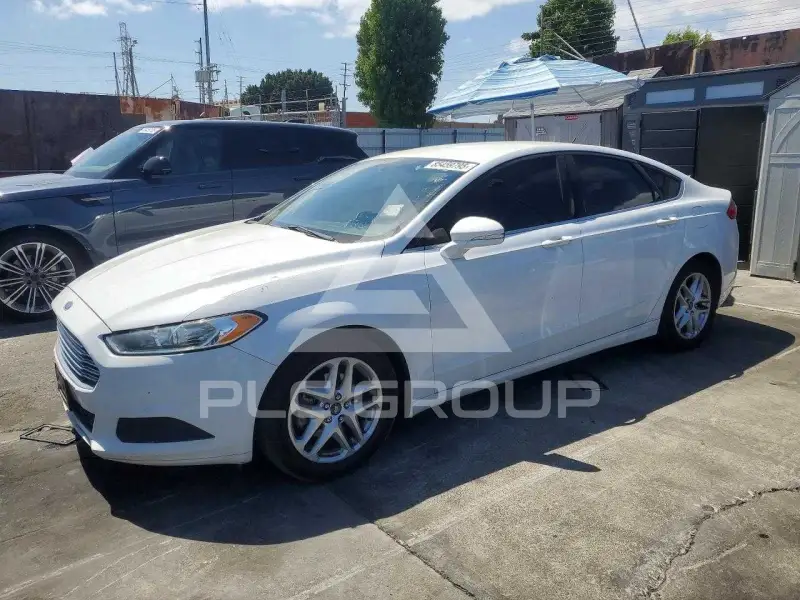 2016 Ford FUSION фото
