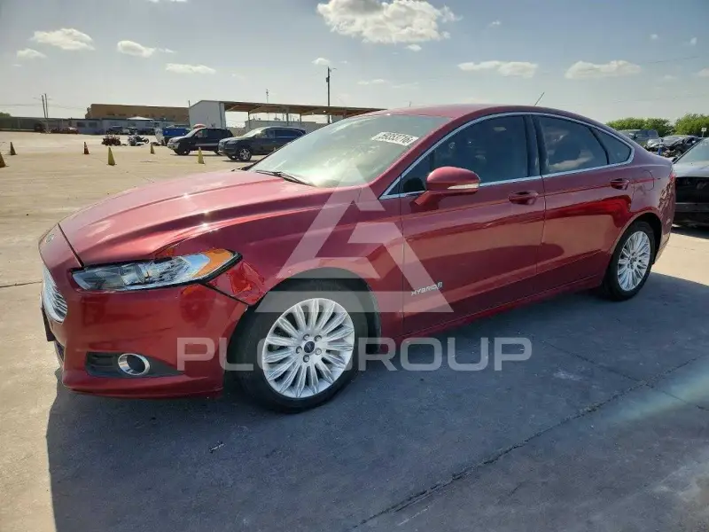 2016 Ford FUSION фото