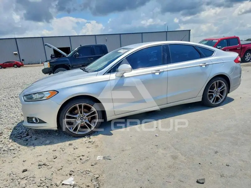 2016 Ford FUSION photo