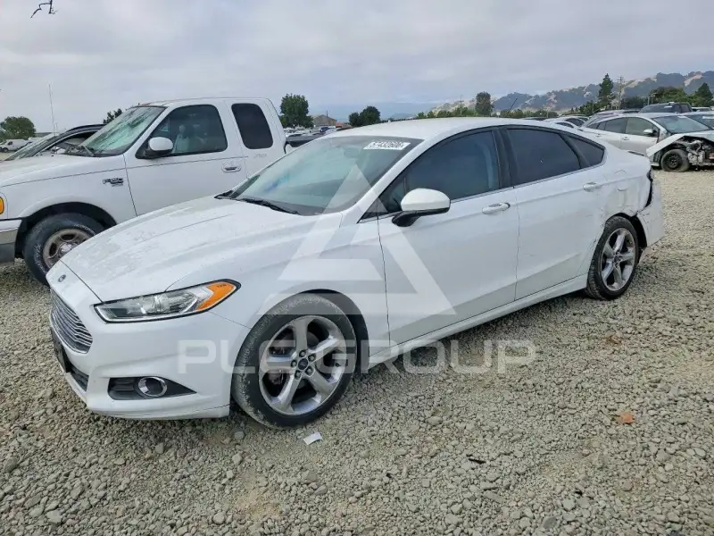 2016 Ford FUSION фото