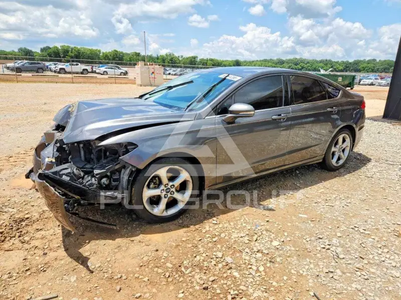 2016 Ford FUSION фото