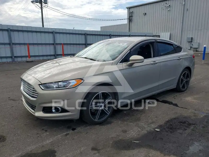 2016 Ford FUSION фото