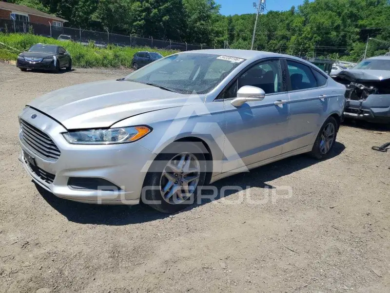 2016 Ford FUSION фото
