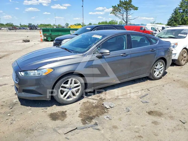 2016 Ford FUSION photo