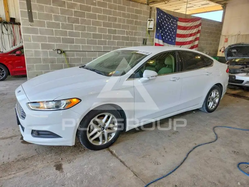 2016 Ford FUSION фото