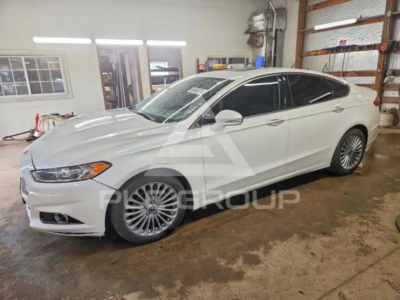 2016 Ford FUSION photo