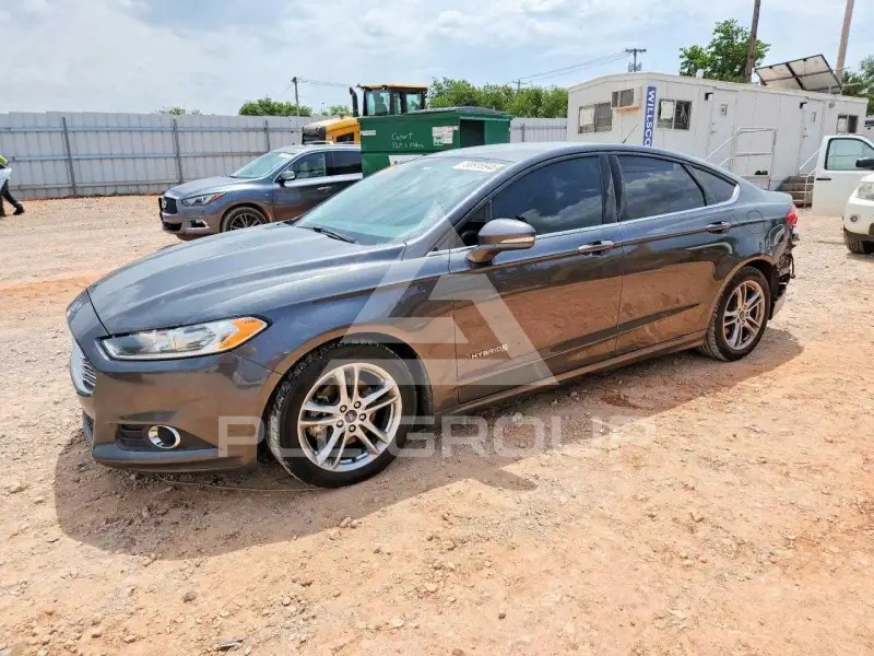 2016 Ford FUSION фото
