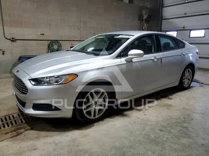 2016 Ford FUSION photo