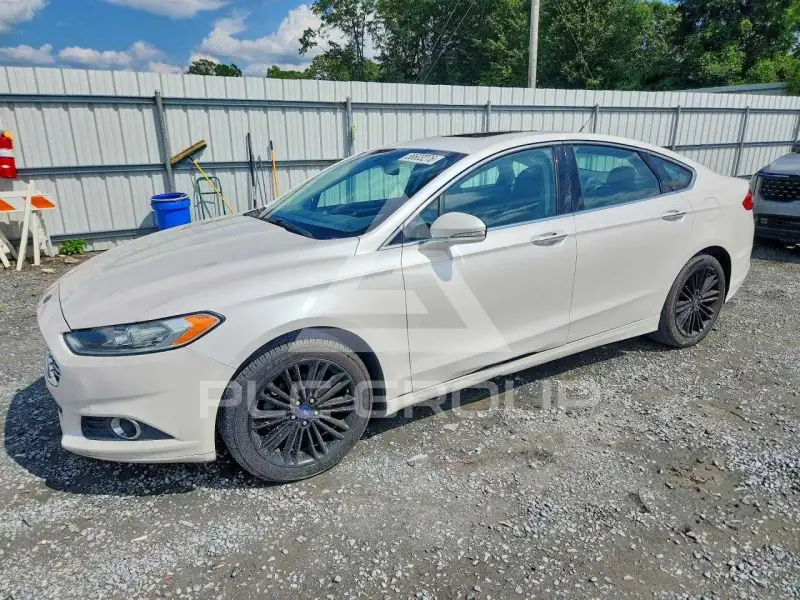 2016 Ford FUSION photo