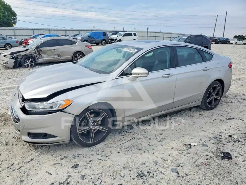 2016 Ford FUSION фото