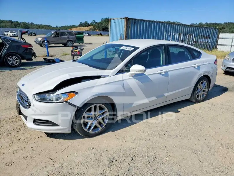 2016 Ford FUSION фото