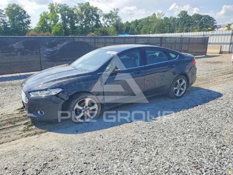 2016 Ford FUSION photo