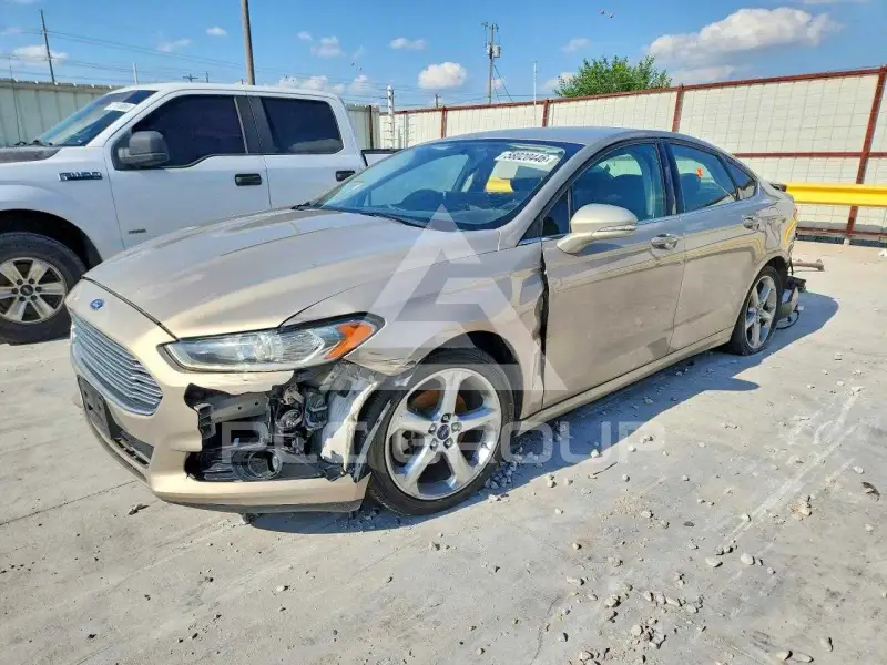 2016 Ford FUSION фото